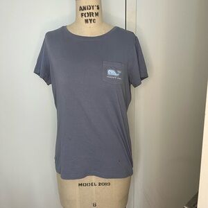 Vineyard Vines Women's Blue Pocket Tee Size Medium